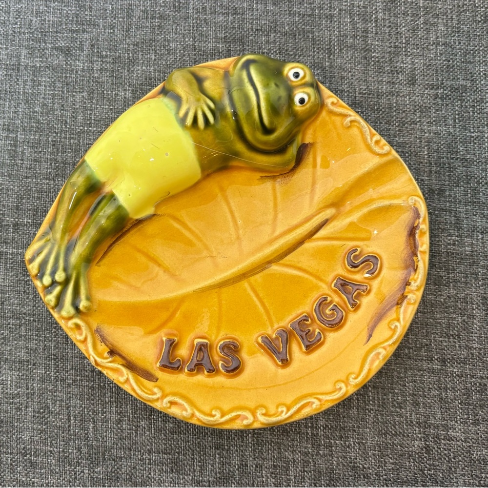 Las Vegas Frog Leaf Dish - Yellow and Green